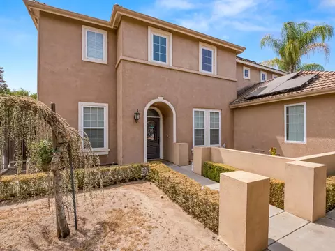 Exterior - 11073 E Le Conte Pass Ct, Clovis, CA 93619 photo 7 of 16