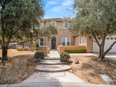 Exterior - 11073 E Le Conte Pass Ct, Clovis, CA 93619 photo 2 of 16
