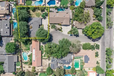 View/Area - 708 Chateau Pl, Madera, CA 93637 photo 3 of 4