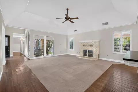 Living - 708 Chateau Pl, Madera, CA 93637 photo 2 of 3