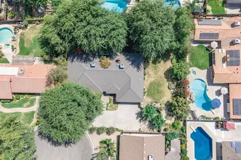 View/Area - 708 Chateau Pl, Madera, CA 93637 photo 1 of 4