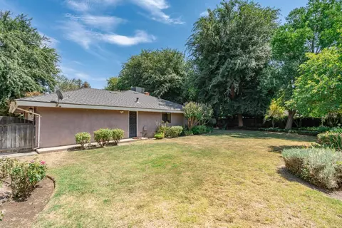 Exterior - 708 Chateau Pl, Madera, CA 93637 photo 8 of 8