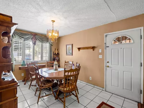 8675 E Khan St, Selma, CA 93662 photo 5