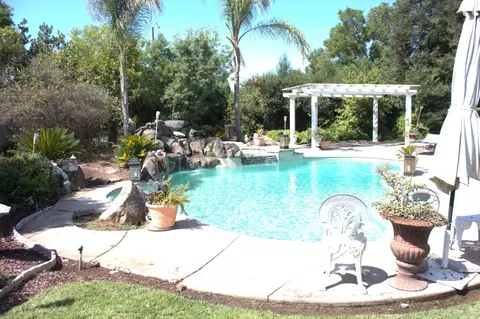 Exterior - 2419 Eclipse, Fresno, CA 93720 photo 7 of 9