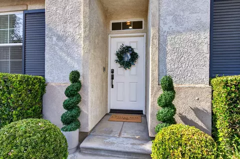 Entry Way - 643 W Madrid Ln, Clovis, CA 93619 photo 1 of 2