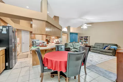 Dining - 385 S Thomas Ave, Kerman, CA 93630 photo 2 of 3