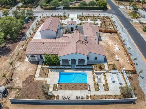 View/Area - 2387 N Purdue Ave, Clovis, CA 93619 photo 2 of 2