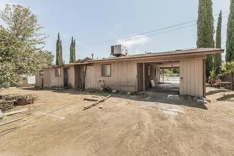 Exterior - 9016 E Dinuba Ave, Selma, CA 93662 photo 5 of 17