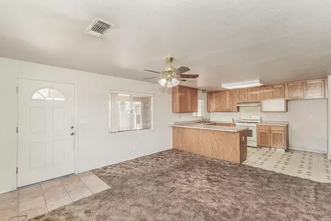Living - 9016 E Dinuba Ave, Selma, CA 93662 photo 2 of 8