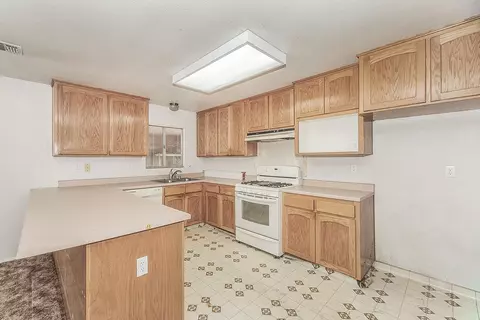 Kitchen - 9016 E Dinuba Ave, Selma, CA 93662 photo 1 of 3