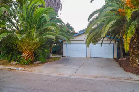 5486 W Sample Ave, Fresno, CA 93722