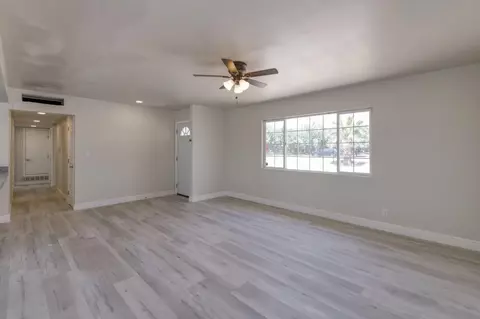 Living - 17189 Iona Ave, Lemoore, CA 93245 photo 3 of 4