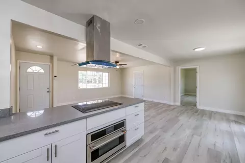 Kitchen - 17189 Iona Ave, Lemoore, CA 93245 photo 3 of 3