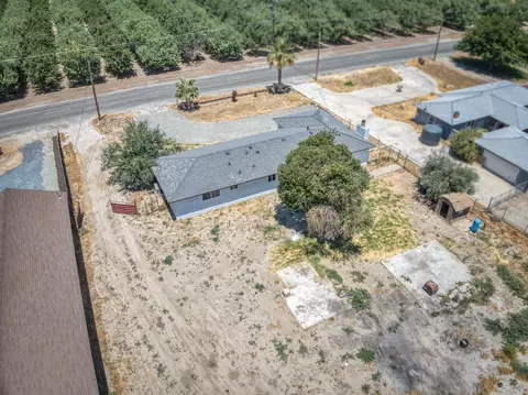 View/Area - 17189 Iona Ave, Lemoore, CA 93245 photo 4 of 5