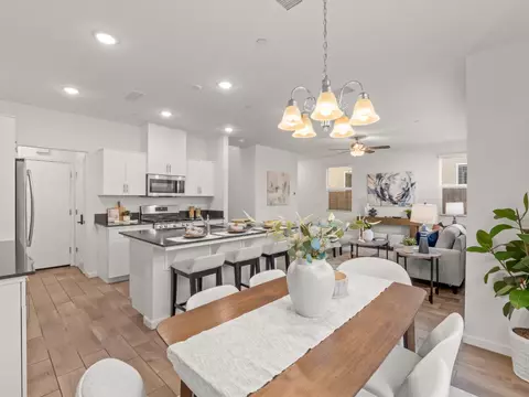 Dining - 1957 Kelly Ln, Clovis, CA 93611 photo 2 of 2