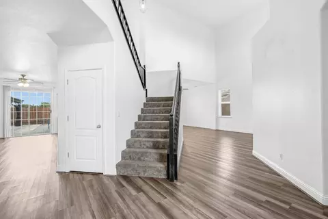 Entry Way - 2768 Goshen Ave, Clovis, CA 93611 photo 4 of 5