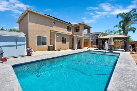 Exterior - 2768 Goshen Ave, Clovis, CA 93611 photo 3 of 9
