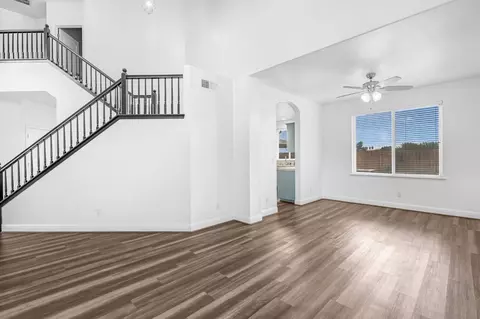 Living - 2768 Goshen Ave, Clovis, CA 93611 photo 2 of 9