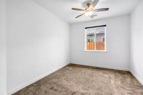 Bedroom - 2768 Goshen Ave, Clovis, CA 93611 photo 1 of 8