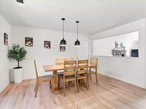 Dining - 52171 Echo Valley View Ct, Oakhurst, CA 93644 photo 3 of 3