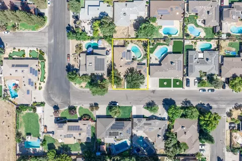 View/Area - 421 Shannon Ave, Madera, CA 93637 photo 6 of 7