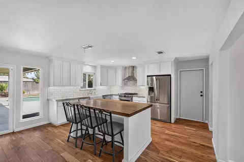 Kitchen - 421 Shannon Ave, Madera, CA 93637 photo 1 of 4
