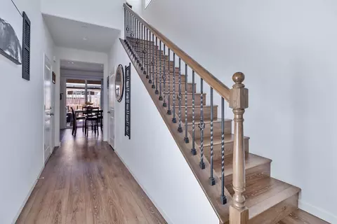 Entry Way - 915 Winchell Way W, Madera, CA 93636 photo 1 of 5