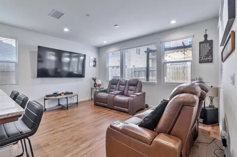 Other - 915 Winchell Way W, Madera, CA 93636 photo 2 of 5