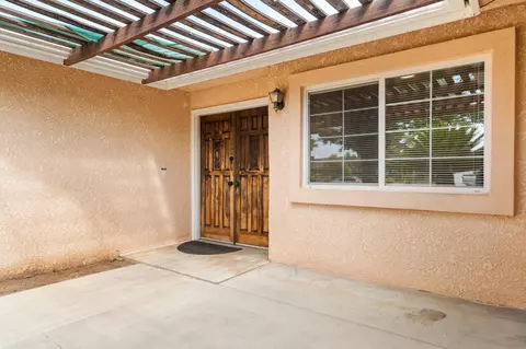 Exterior - 5259 E Inyo St, Fresno, CA 93727 photo 7 of 9