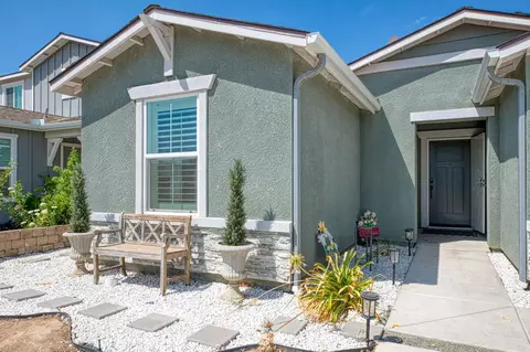 Exterior - 1963 Cottle, Sanger, CA 93657 photo 4 of 10