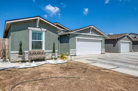 Exterior - 1963 Cottle, Sanger, CA 93657 photo 3 of 10