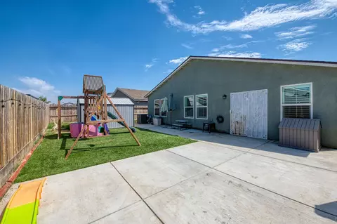 Exterior - 1963 Cottle, Sanger, CA 93657 photo 7 of 10