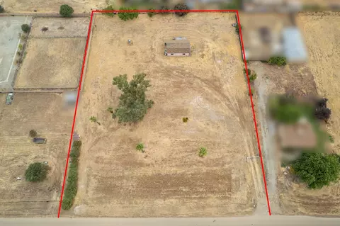 12602 E Robinson Ave, Sanger, CA 93657 photo 3