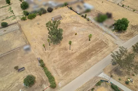 12602 E Robinson Ave, Sanger, CA 93657 photo 4