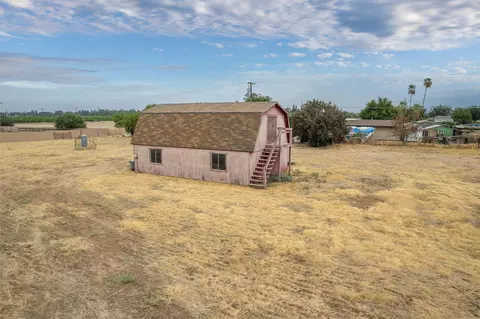 12602 E Robinson Ave, Sanger, CA 93657 photo 7