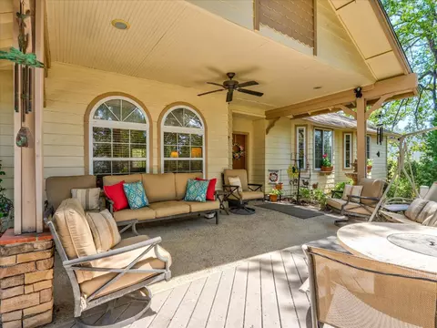 Exterior - 52891 Arbor Ln, Oakhurst, CA 93644 photo 4 of 20