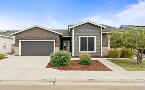 6346 E Fedora Ave, Fresno, CA 93727