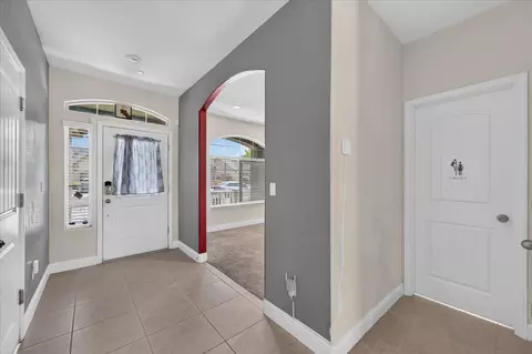 Entry Way - 2148 La Canada, Clovis, CA 93619 photo 2 of 10