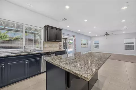 Entry Way - 2148 La Canada, Clovis, CA 93619 photo 6 of 10