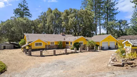 51711 S Ponderosa Way, Oakhurst, CA 93644