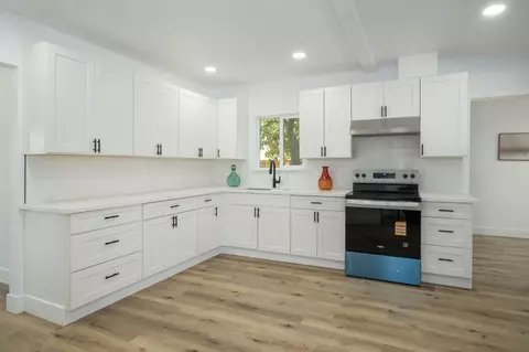 3141 E Butler Ave, Fresno, CA 93702
