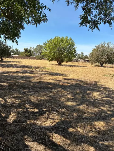 Exterior - 28686 Avenue 13 12, Madera, CA 93638 photo 6 of 8