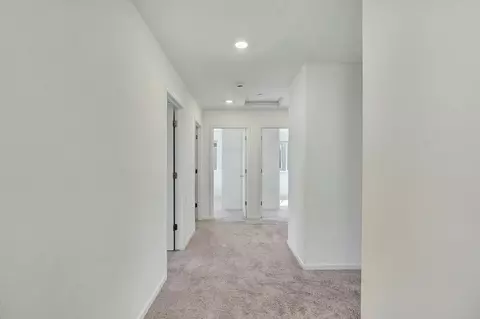 Entry Way - 6627 E Madison Ave, Fresno, CA 93727 photo 1 of 1