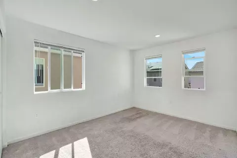 Bedroom - 6627 E Madison Ave, Fresno, CA 93727 photo 5 of 8