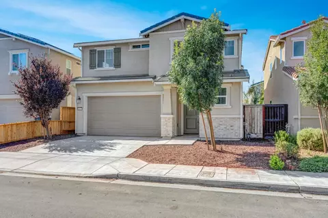 Exterior - 6627 E Madison Ave, Fresno, CA 93727 photo 3 of 5
