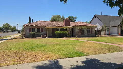 3966 Huntington Blvd, Fresno, CA 93702