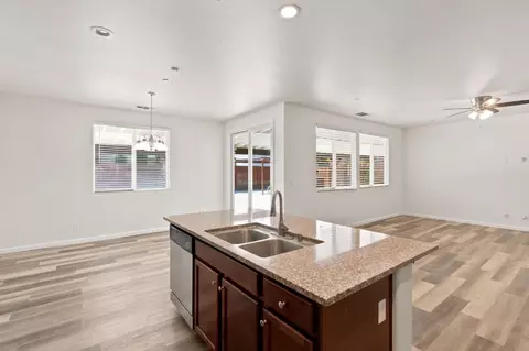 Other - 104 Corona Dr, Madera, CA 93638 photo 4 of 12