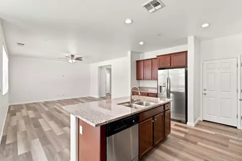 Other - 104 Corona Dr, Madera, CA 93638 photo 3 of 12