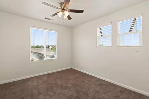 Bedroom - 104 Corona Dr, Madera, CA 93638 photo 5 of 6