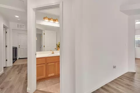Entry Way - 362 Rh Dr, Merced, CA 95341 photo 1 of 2